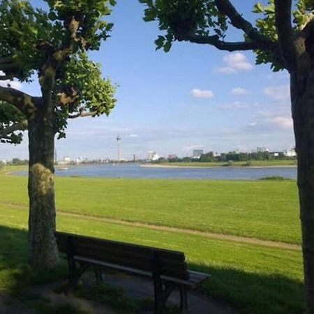 Apartment 120 Qm -3 Schlafzimmer-2 Baeder- Fuer 7 Gaeste Dusseldorf Ngoại thất bức ảnh
