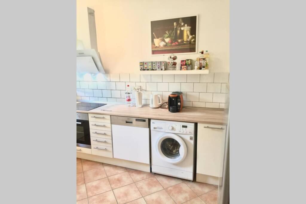 Apartment 120 Qm -3 Schlafzimmer-2 Baeder- Fuer 7 Gaeste Dusseldorf Ngoại thất bức ảnh